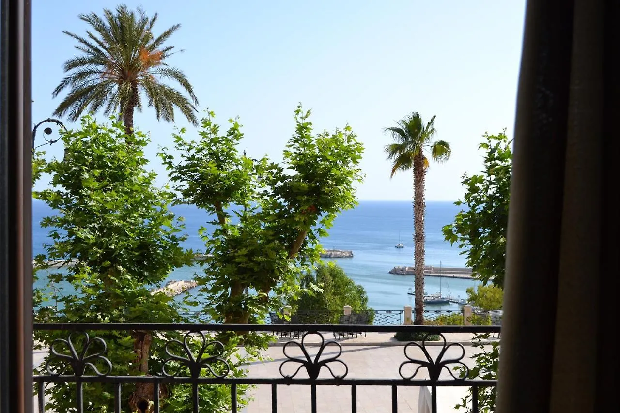 Agorà Panoramic Rooms Sciacca Couette-café
